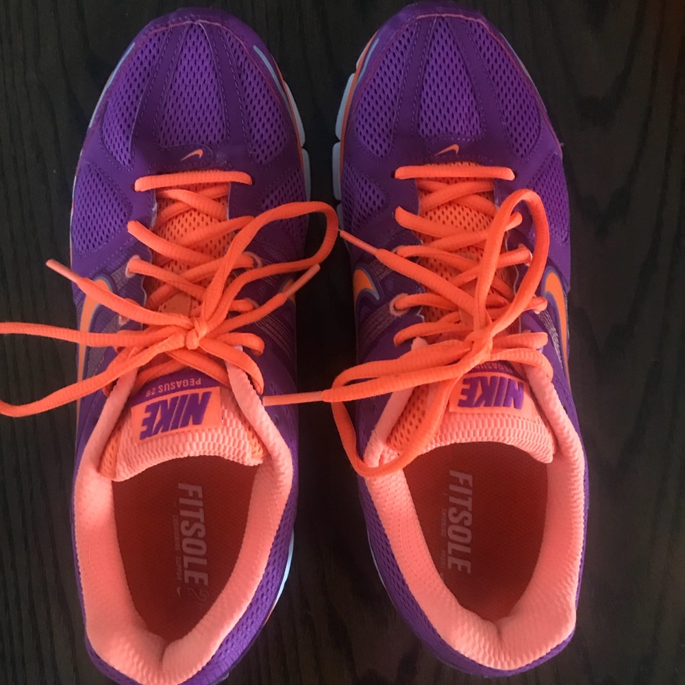 Nike Pegasus running shoes. Hardly worn.